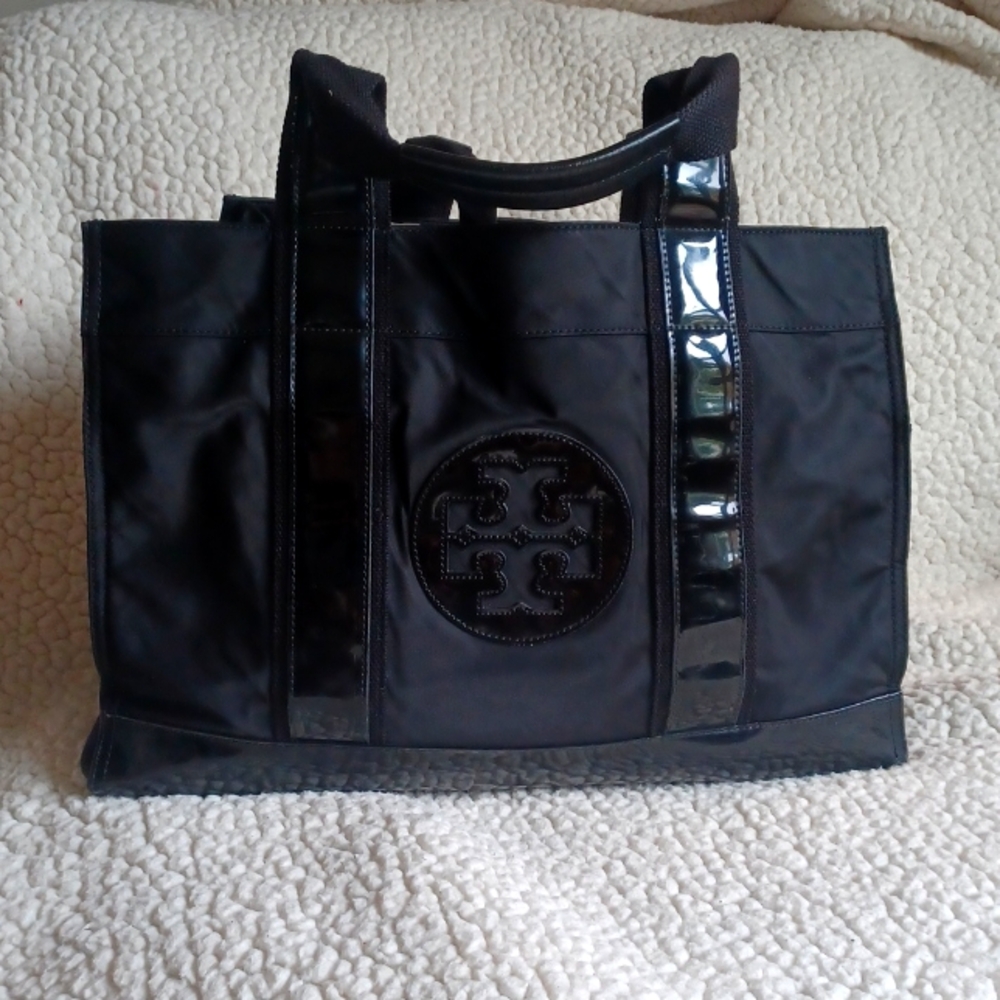 Tory Burch Signature Ella Tote Black Patent Leather and Nylon